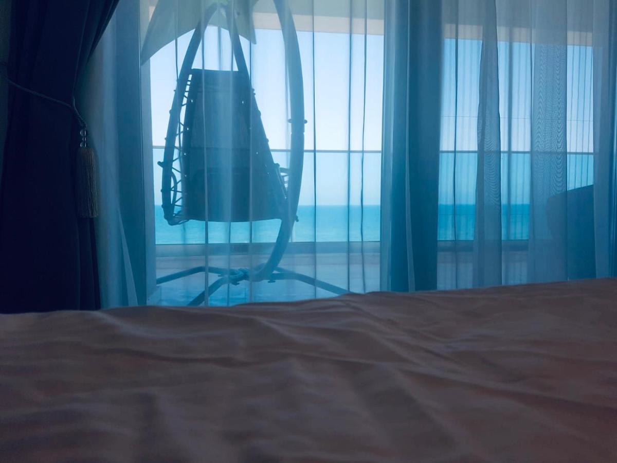 Wave 2 Mamaia Prima Linie Vedere La Mare 120Mp Năvodari Esterno foto