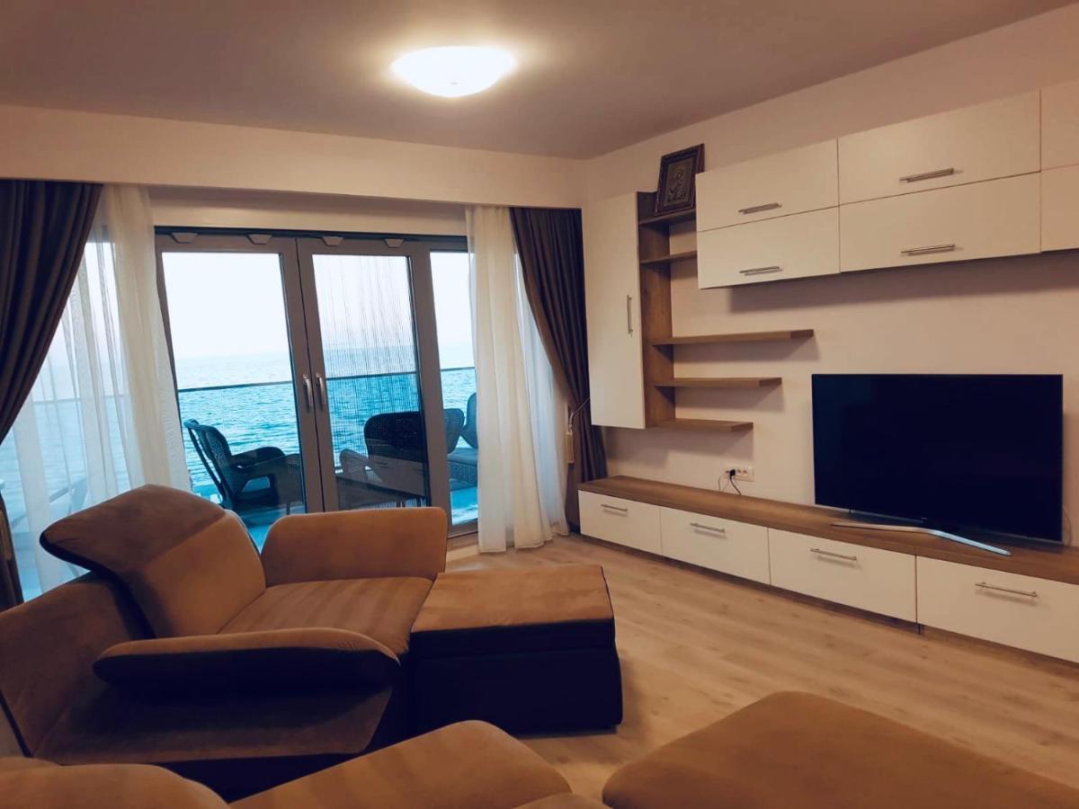 Wave 2 Mamaia Prima Linie Vedere La Mare 120Mp Năvodari Esterno foto